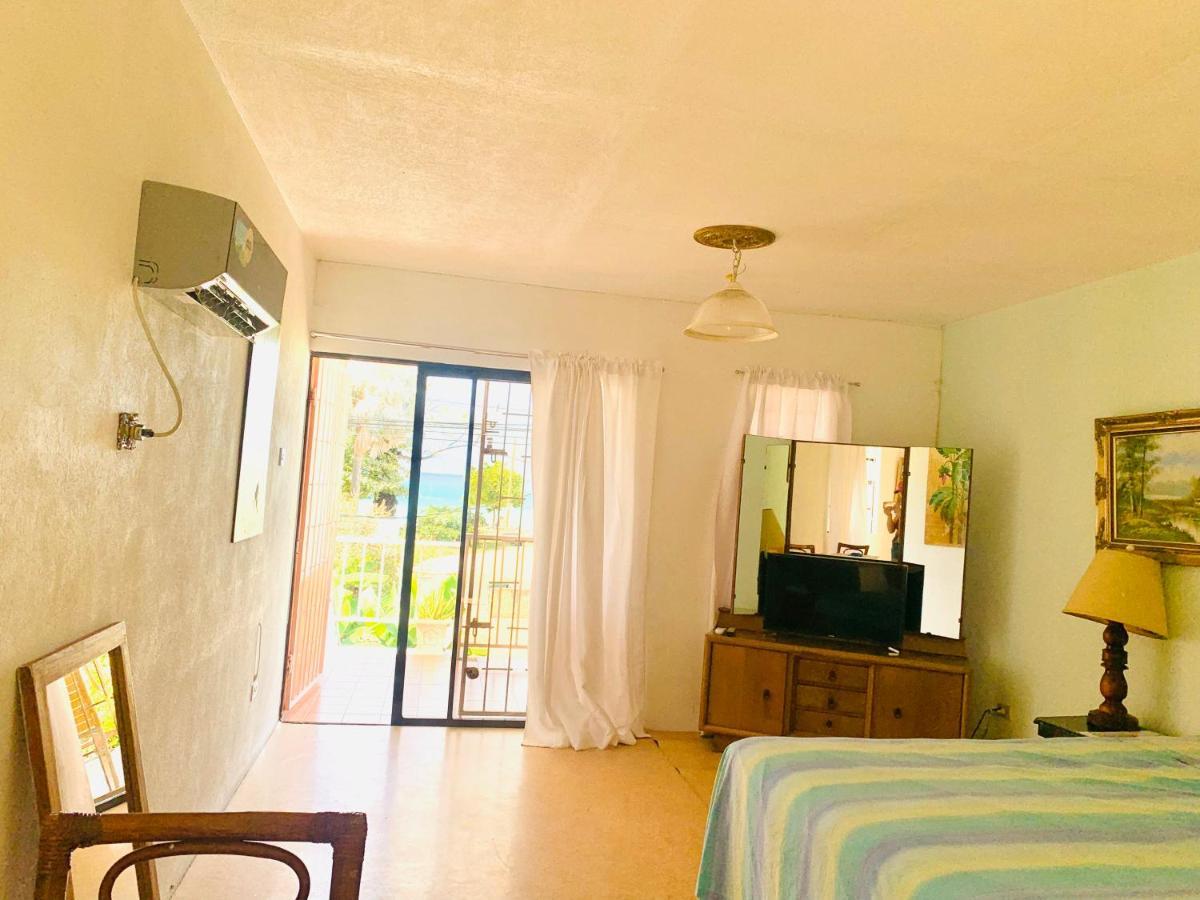 Ocean View Apartments Бриджтаун Экстерьер фото