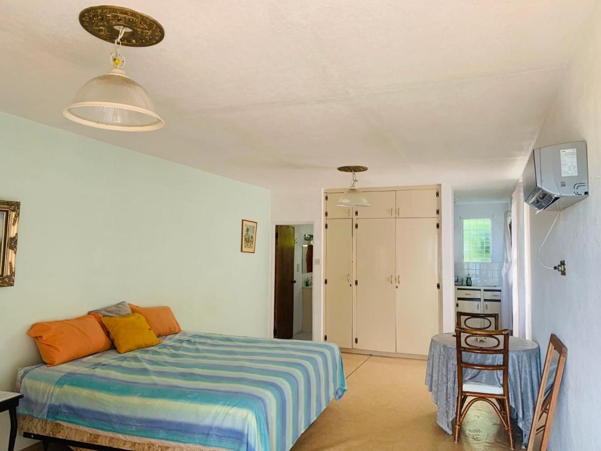 Ocean View Apartments Бриджтаун Экстерьер фото