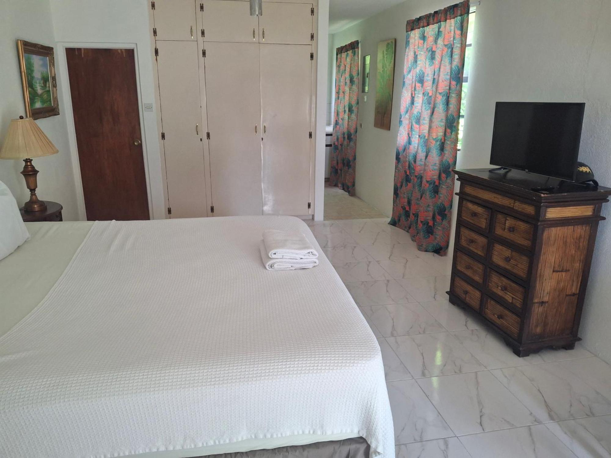 Ocean View Apartments Бриджтаун Номер фото